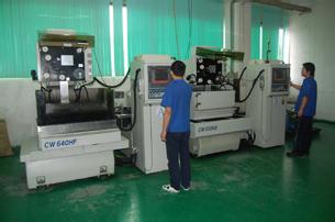 充磁機(jī)線圈夾具廠家的線割機(jī)床